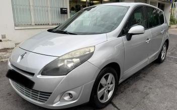 RENAULT Grand Scenic Houilles