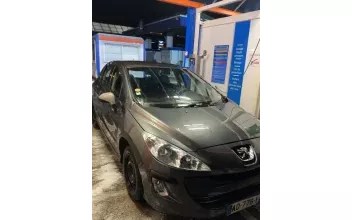 Peugeot 308 Domont
