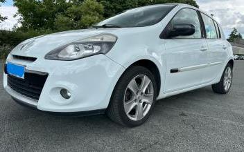 RENAULT Clio III Arpajon