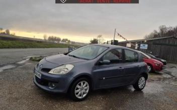 Renault clio iii Magny-en-Vexin