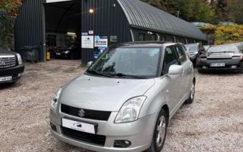 Suzuki swift Sathonay-Camp