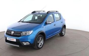 Dacia sandero Issy-les-Moulineaux