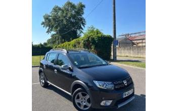 Dacia sandero Bourgoin-Jallieu