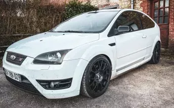 Ford Focus Neuve-Maison