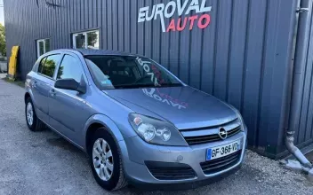 Opel Astra Le-Coudray