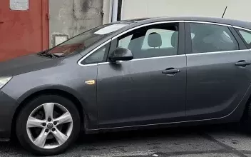 Opel Astra Décines-Charpieu