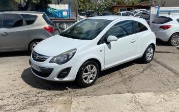 Opel Corsa Saint-Bonnet-de-Mure