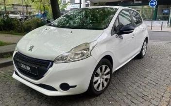 Peugeot 208 Paris