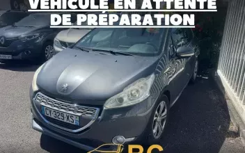 Peugeot 208 Saintes