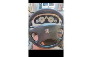 Peugeot 607 Villeneuve-la-Guyard