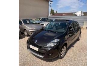 Renault clio Saint-Priest