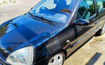 Renault clio ii Saint-Laurent-du-Var