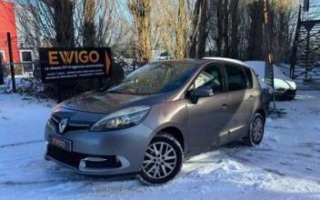 Renault scenic Saint-Jean-du-Cardonnay