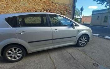 Toyota corolla verso Baixas