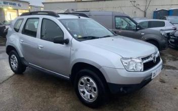 Dacia duster La-Courneuve