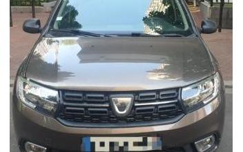 Dacia sandero Levallois-Perret
