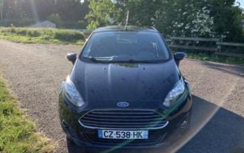 Ford fiesta Saint-Eloi