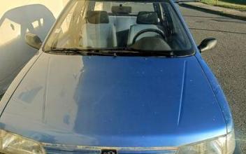 Peugeot 106 Roche-la-Molière