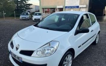 Renault clio Villeneuve-la-Guyard