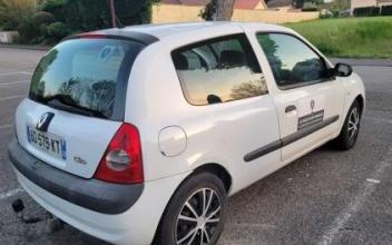 Renault clio ii Saint-Victor-de-Cessieu