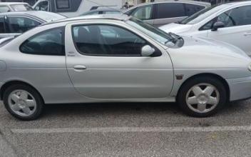 Renault megane Saint-Joseph-de-Rivière