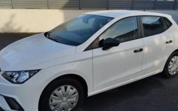 Seat ibiza Saint-Mars-du-Désert