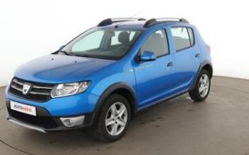 Dacia sandero Issy-les-Moulineaux