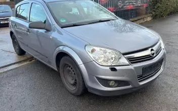 Opel Astra Wissous
