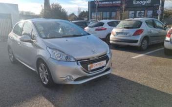 Peugeot 208 Salon-de-Provence