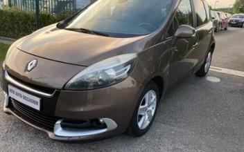 Renault scenic Les-Essarts-le-Roi
