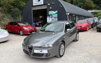 Alfa-romeo 147 Sathonay-Camp