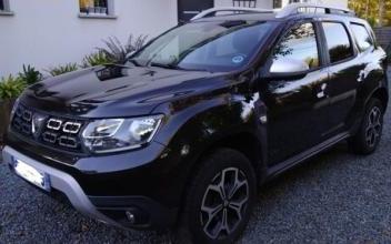 Dacia duster Pléguien