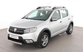 Dacia sandero Issy-les-Moulineaux