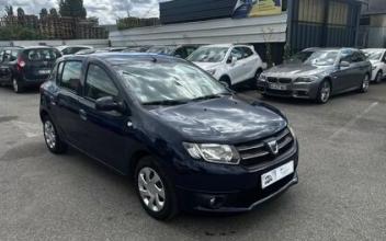 Dacia sandero La-Courneuve