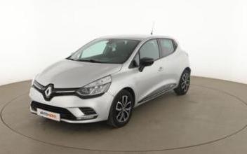 Renault clio Issy-les-Moulineaux