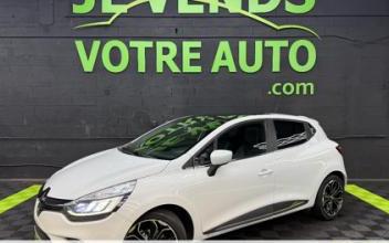 Renault clio Vert-Saint-Denis