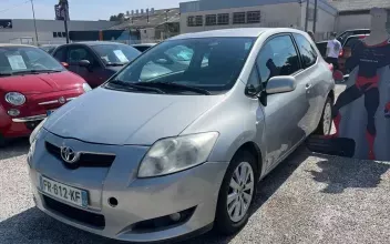 Toyota Auris La-Garde