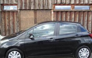 Toyota yaris Le-Perray-en-Yvelines