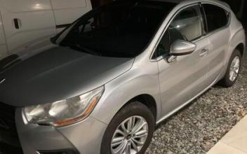 Citroen ds4 Néronde-sur-Dore