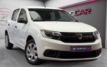 Dacia sandero Saint-Jean-du-Cardonnay