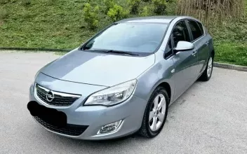 Opel Astra Nîmes