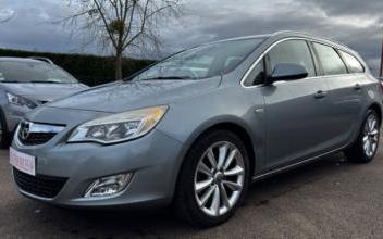 Opel Astra Monéteau