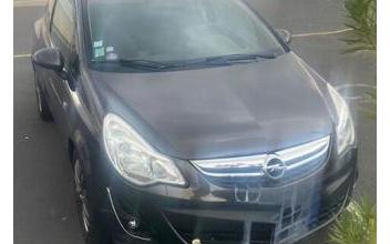 Opel corsa Lézignan-Corbières