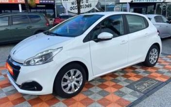 Peugeot 208 Lescure-d'Albigeois