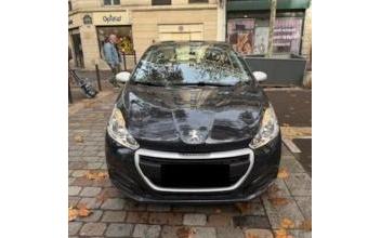 Peugeot 208 Paris