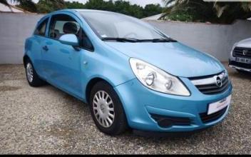 Opel corsa Les-Sables-d'Olonne