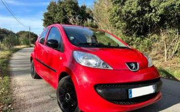 Peugeot 107 L'Isle-sur-la-Sorgue