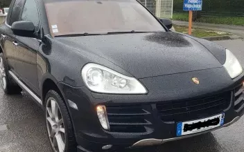 Porsche Cayenne Uzès
