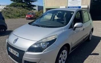 Renault scenic Villeneuve-la-Guyard