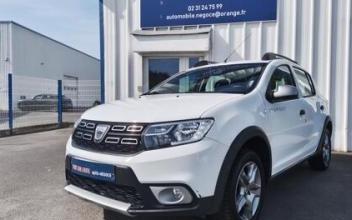 Dacia sandero Dives-sur-Mer